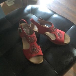 Brand new Dansko sandals!